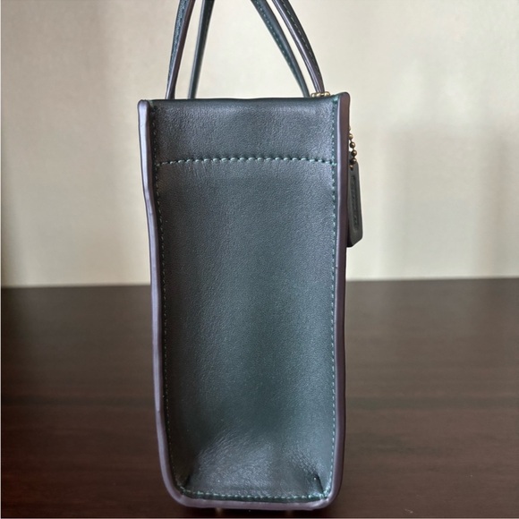 NWT Coach Mini Cashin Tote Amazon Green - Picture 5 of 7